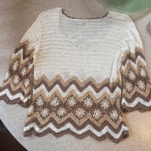 Knit patterned top - Picture 2 of 5